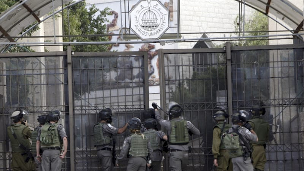 Israeli soldiers raid Palestinian Al Quds University